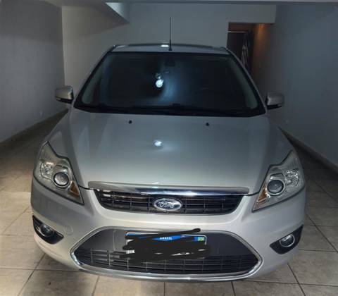 FORD FOCUS 2.0 TITANIUM HATCH 16V FLEX 4P AUTOMÁTICO